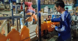 Dây chuyền chiết rót 4 vòi- siết nắp- dán nhãn chai  thumb