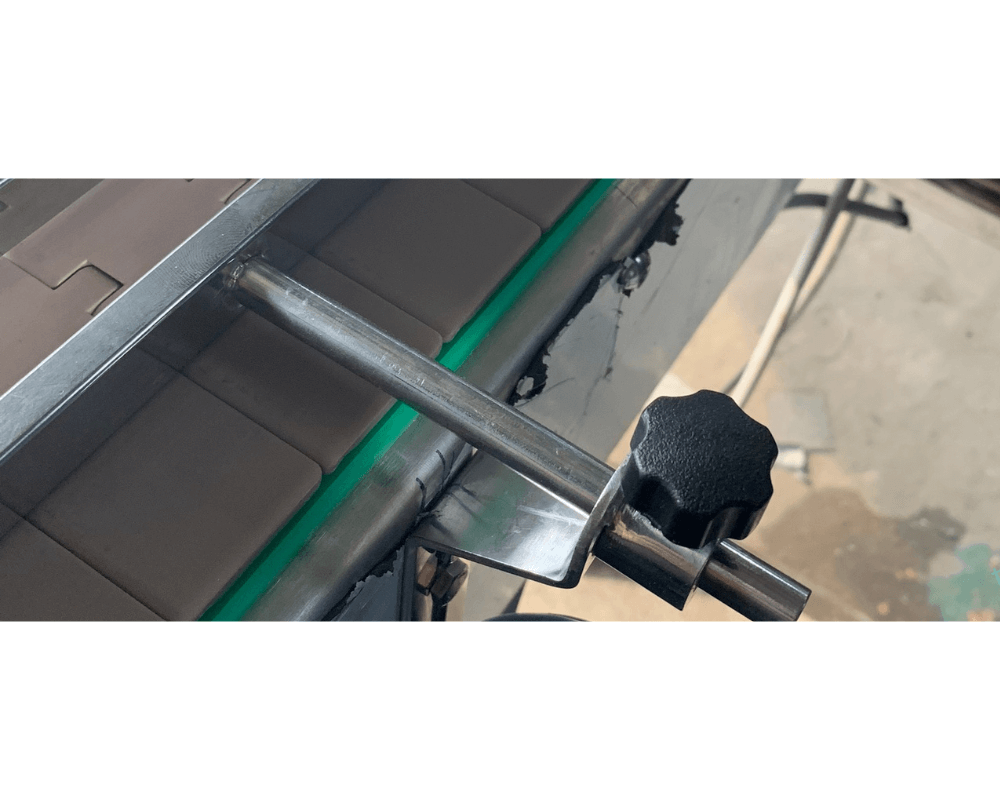 núm vặn điều chỉnh băng tải máy chiết rót
