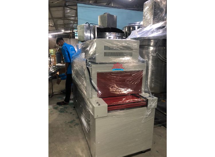 máy cắt dán màng co (1)