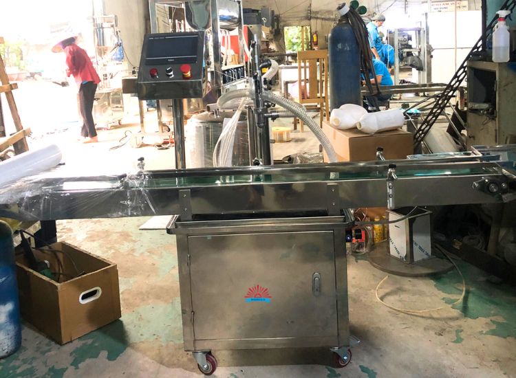 Máy chiết rót 1 vòi tự động (1)