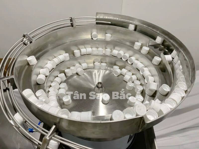 máy chiết rót đóng nắp tự động (5)