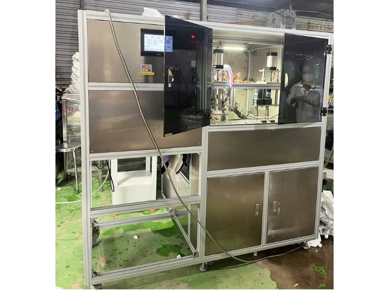 Máy chiết rót túi nước giặt 4 vòi tự động bơm từ (8)